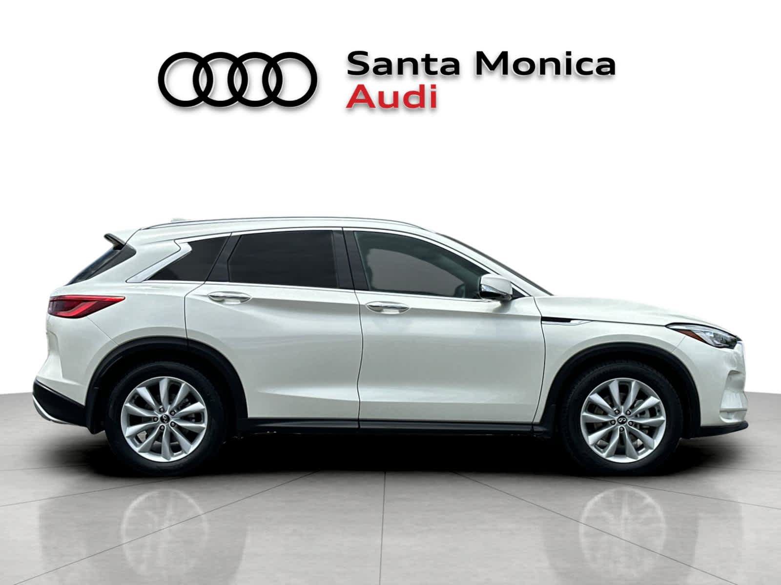Used 2019 INFINITI QX50 Essential w/ Premium Heat Package FWD image 8