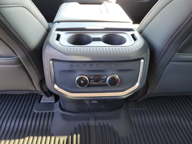 New 2027 Ford Expedition Max Active AWD/4WD image 11