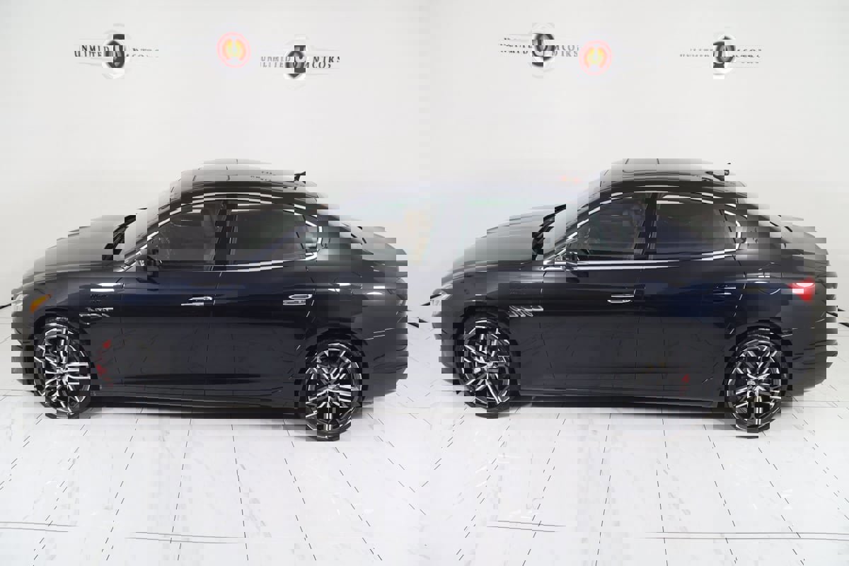 Used 2023 Maserati Quattroporte Modena Q4 image 35