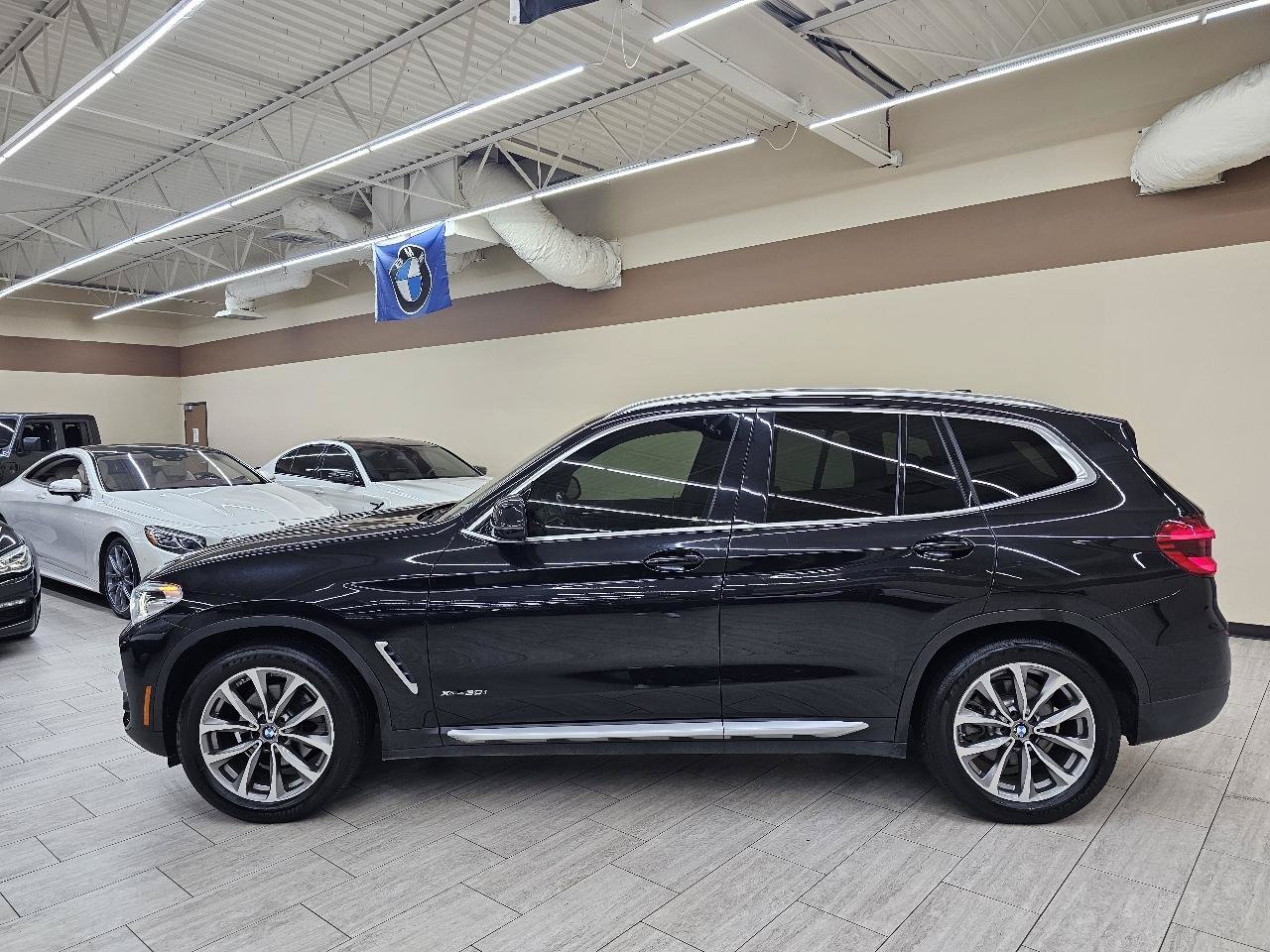 Used 2018 BMW X3 xDrive30i AWD/4WD image 9