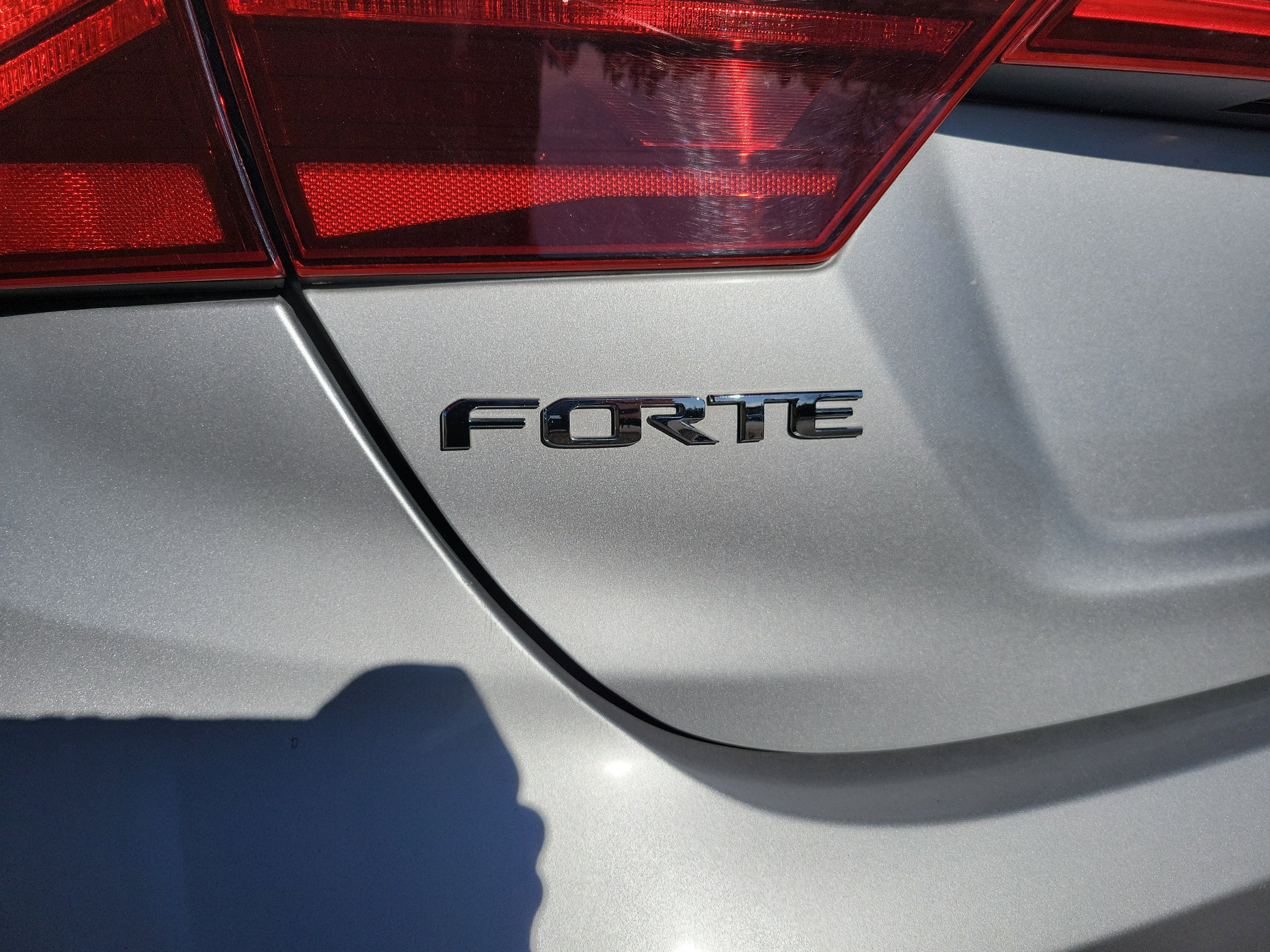 Used 2020 Kia Forte LXS image 28