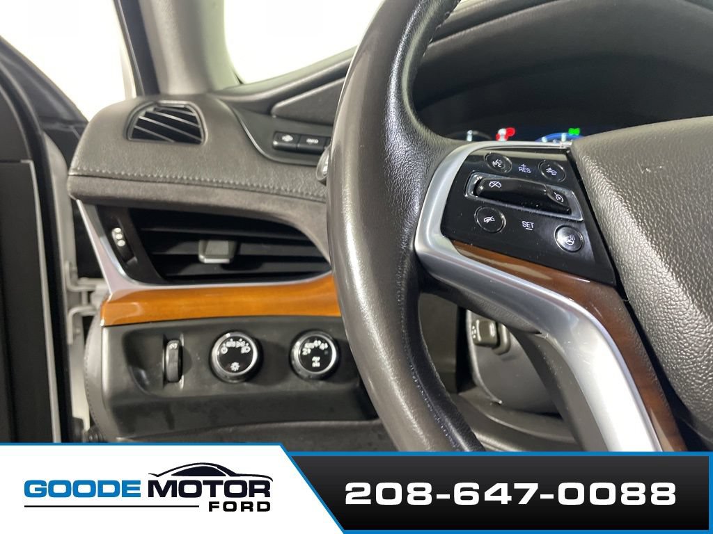 Used 2019 Cadillac Escalade Premium Luxury AWD/4WD image 13