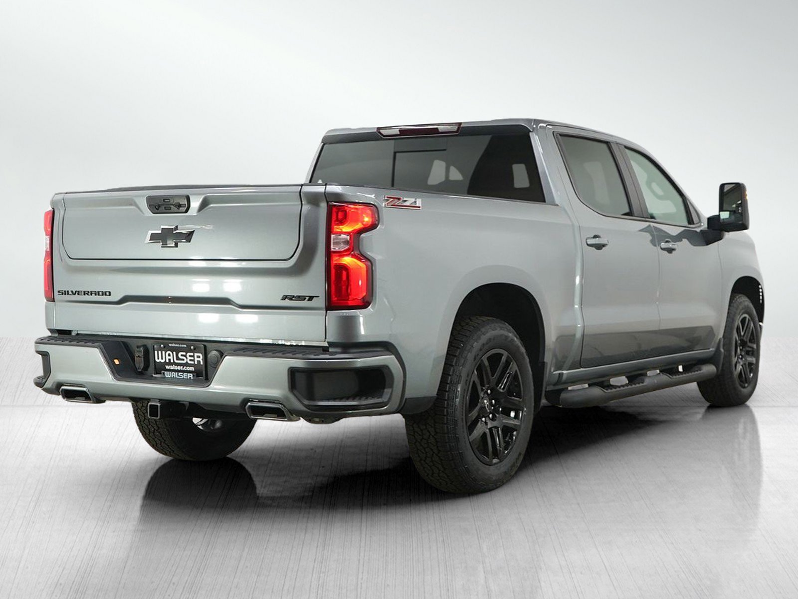 Used 2024 Chevrolet Silverado 1500 RST w/ Convenience Package II AWD/4WD image 5