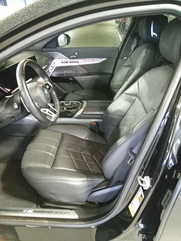 Certified 2024 BMW 740i RWD image 9
