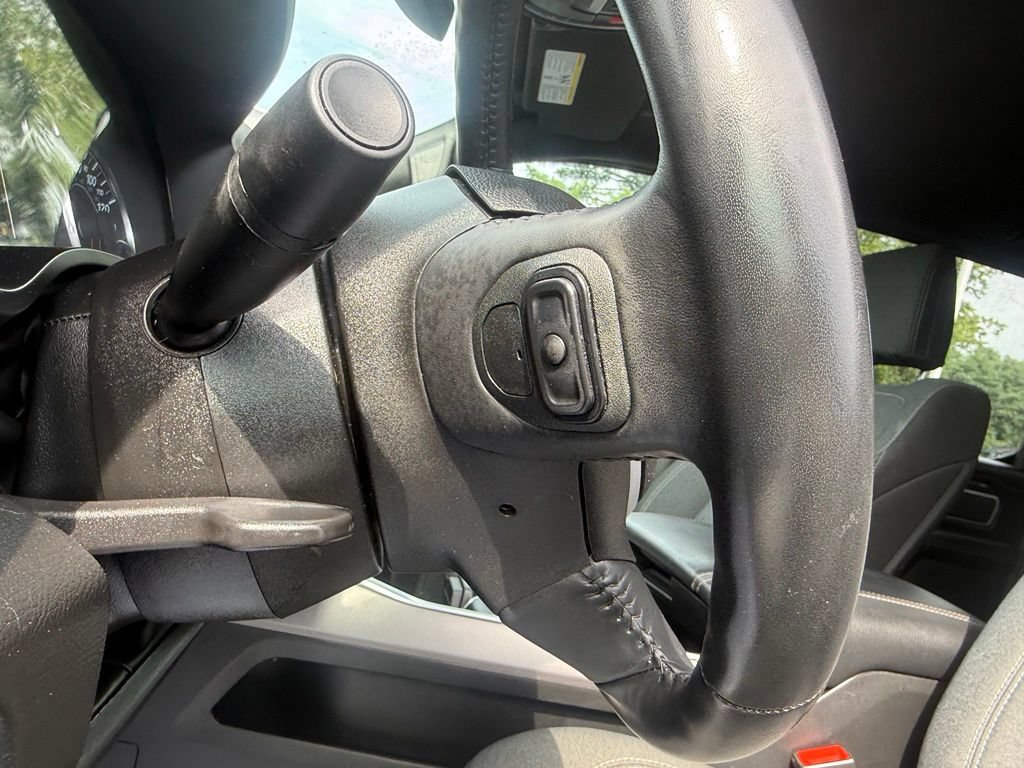 Used 2024 RAM 1500 Big Horn AWD/4WD image 17