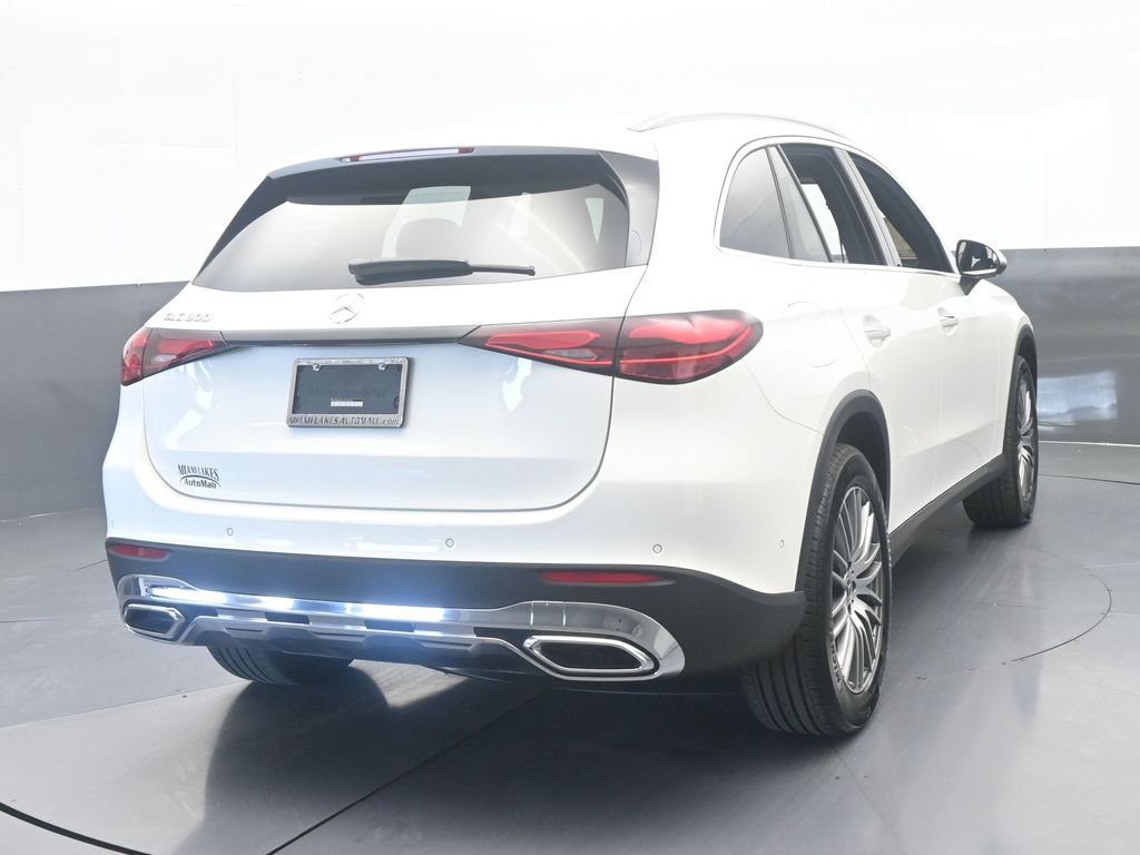 Used 2026 Mercedes-Benz GLC 300 image 5