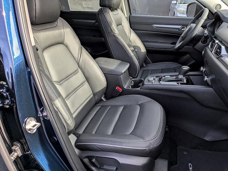 New 2025 MAZDA CX-5 AWD 2.5 S w/ Preferred Package image 34