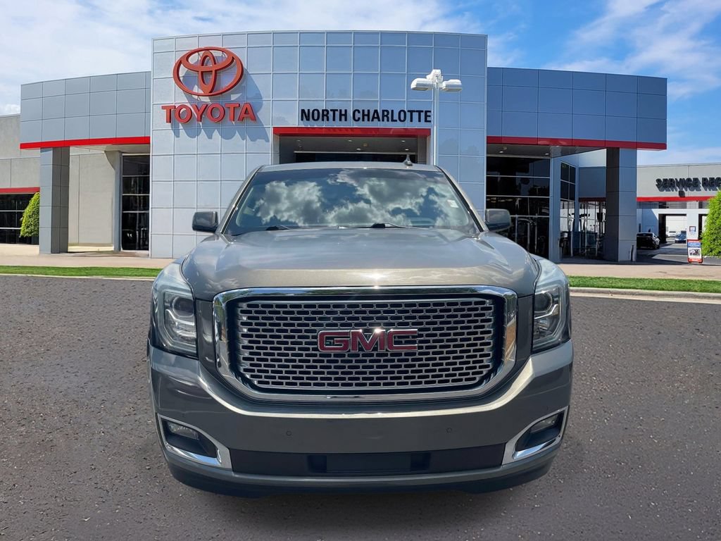 Used 2017 GMC Yukon Denali w/ Open Road Package AWD/4WD image 2