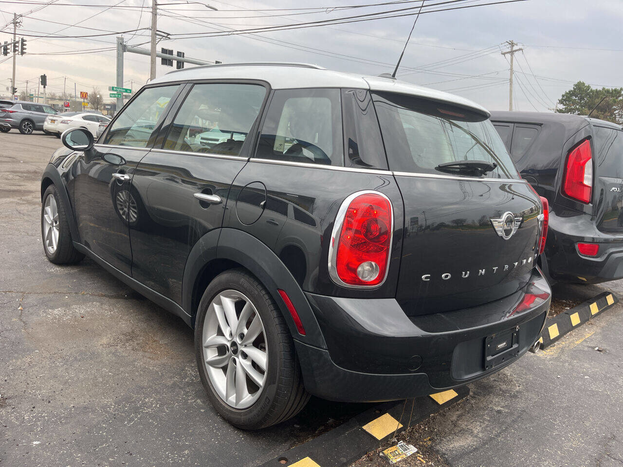 Used 2013 MINI Cooper Countryman FWD image 4