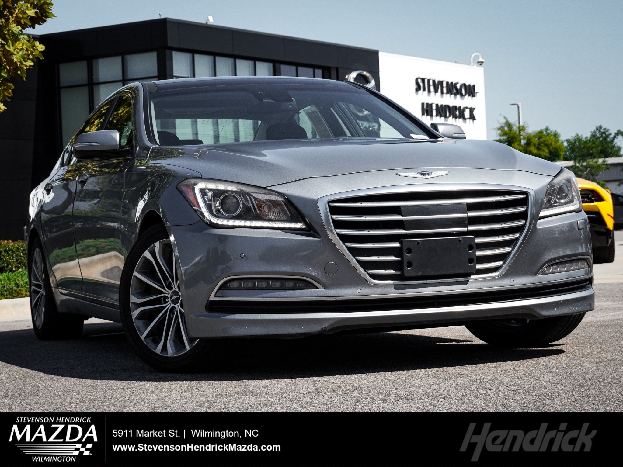 Used 2017 Genesis G80 3.8 w/ Option Group 02