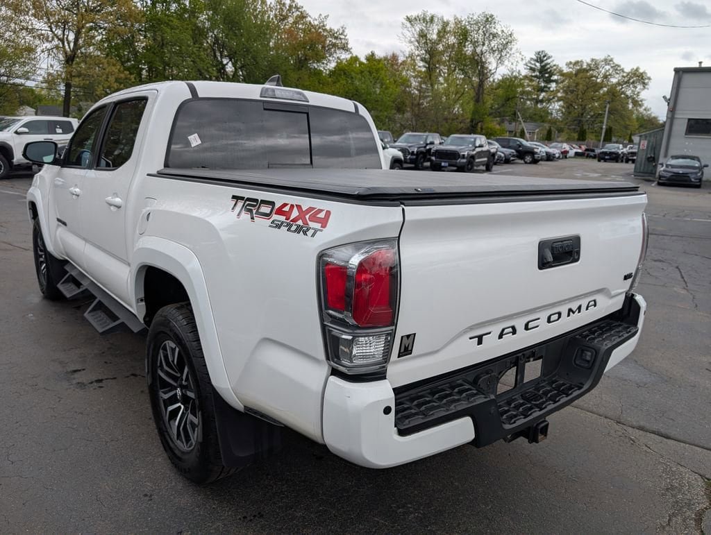 Certified 2022 Toyota Tacoma TRD Sport w/ Technology Package AWD/4WD image 5