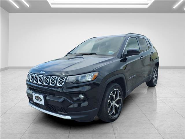 Used 2024 Jeep Compass Limited AWD/4WD image 5