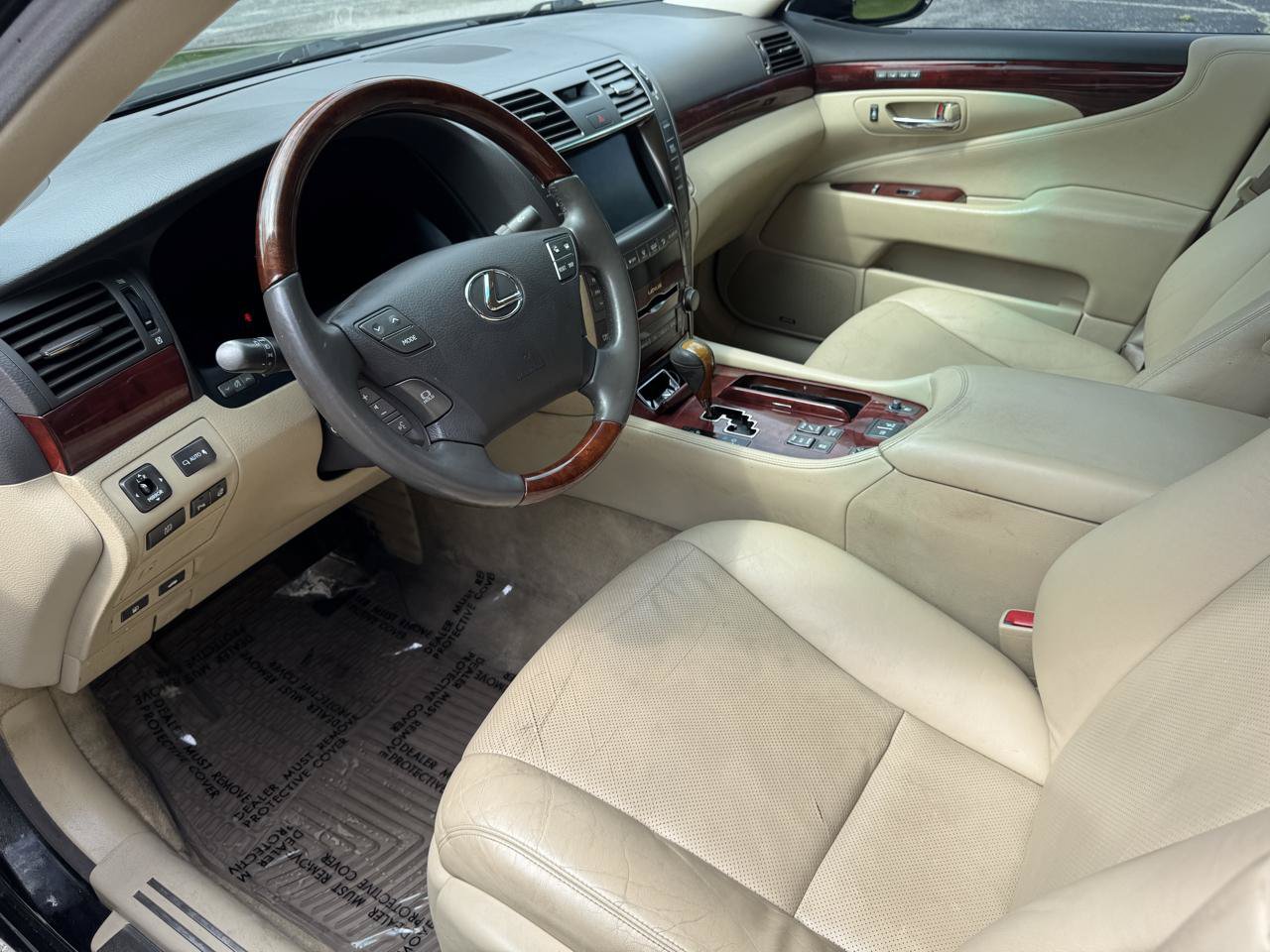 Used 2009 Lexus LS 460 AWD image 23