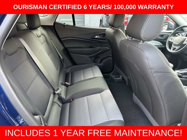 Used 2024 Chevrolet Trax LT w/ Driver Confidence Package FWD image 11