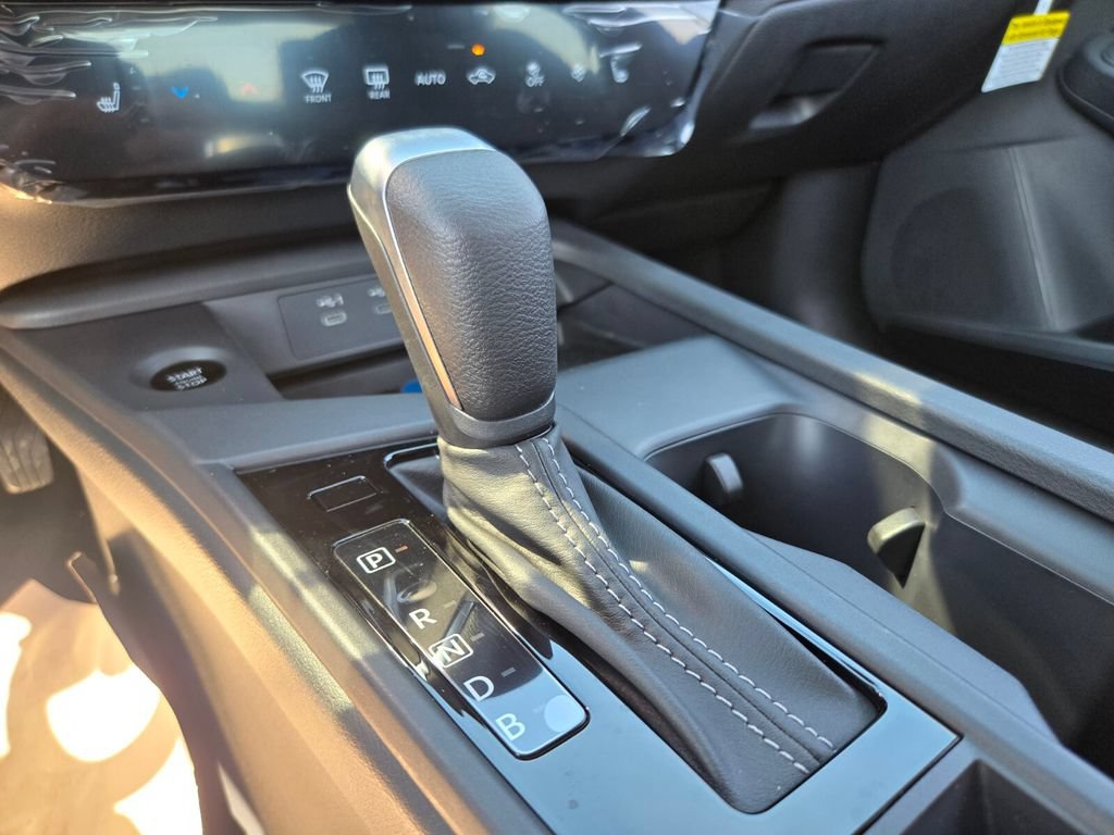 New 2027 Nissan Sentra SV w/ SV Convenience Package FWD image 9