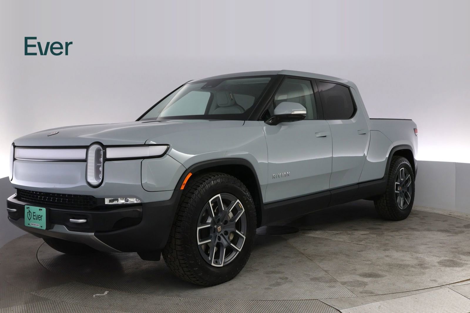 Used 2023 Rivian R1T Adventure image 2