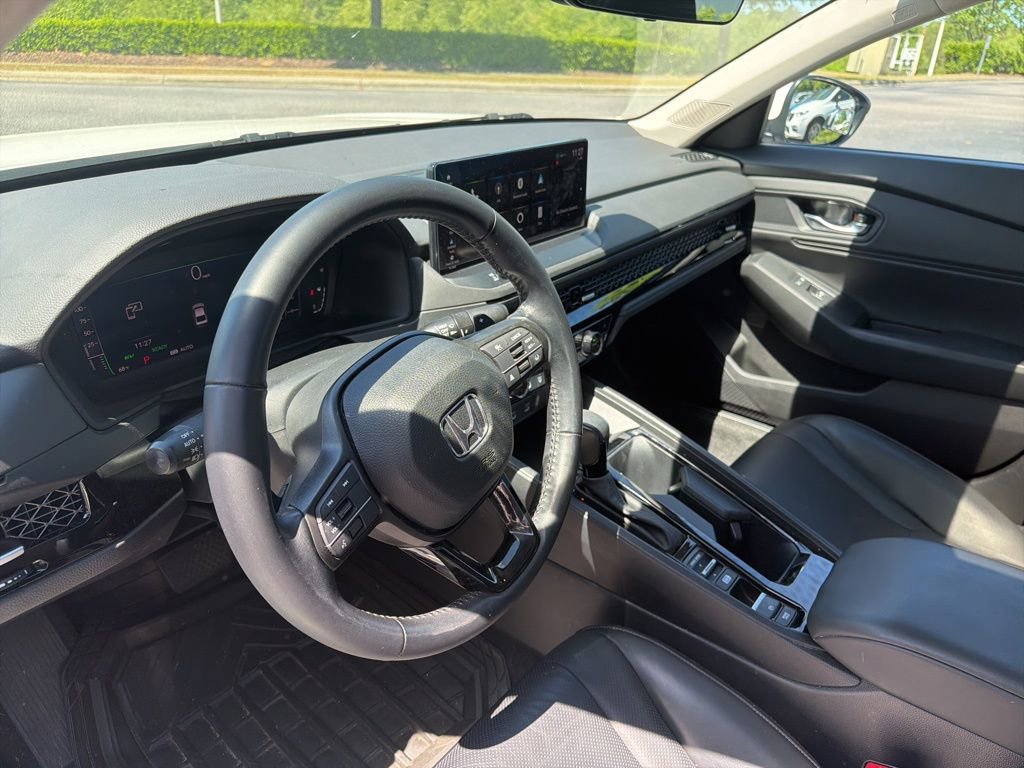 Used 2023 Honda Accord EX-L image 9