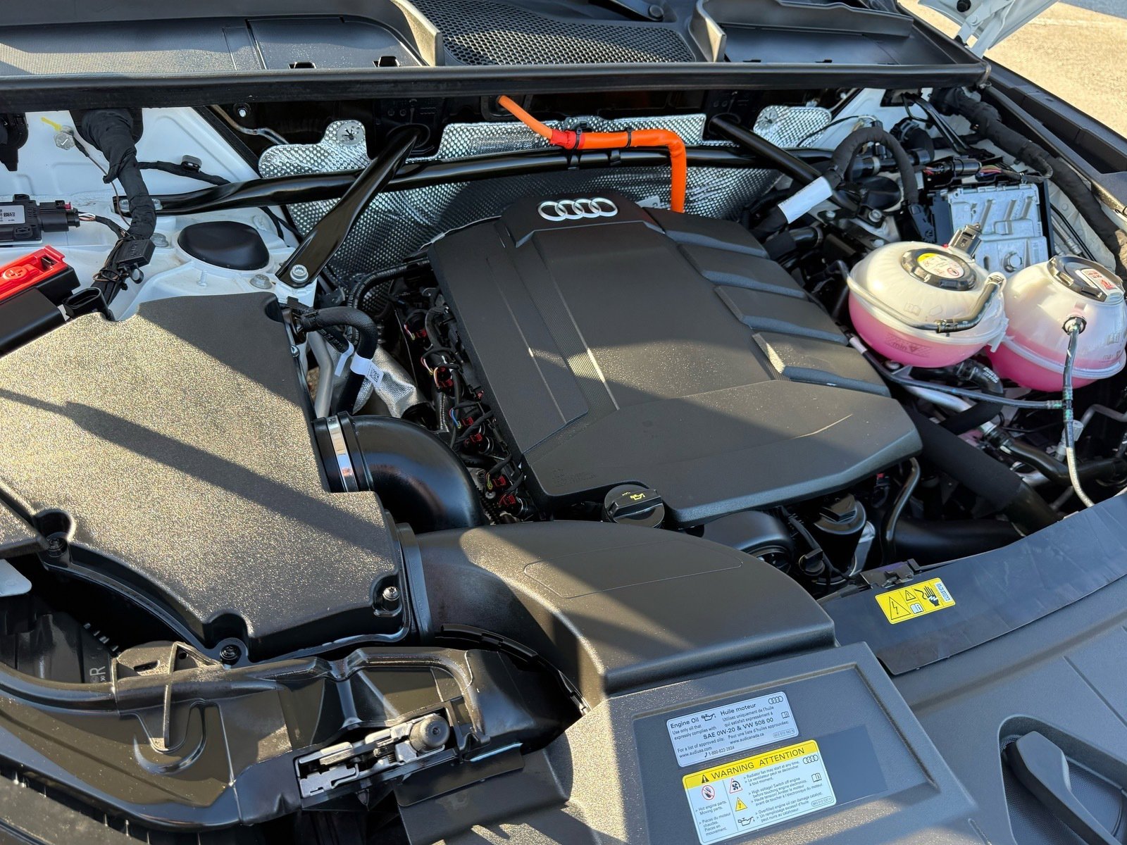 Used 2024 Audi Q5 e Premium Plus w/ Premium Plus Package image 32