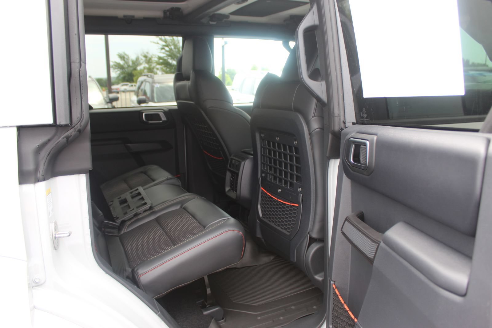 New 2026 Ford Bronco Raptor w/ Interior Carbon Fiber Pack AWD/4WD image 15