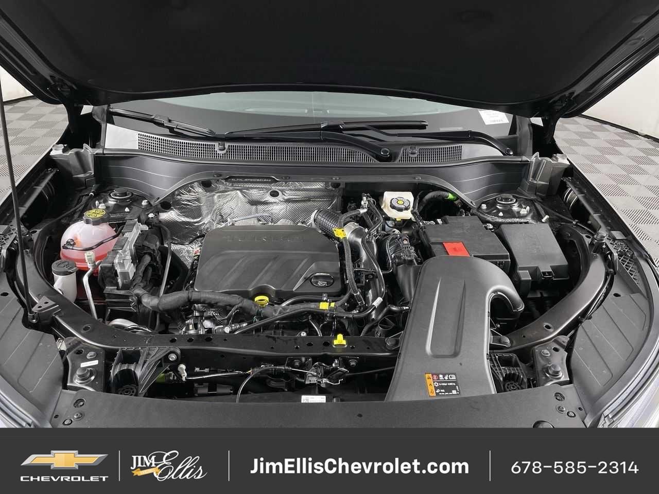 Certified 2025 Chevrolet Trax RS w/ Sunroof Package FWD image 28
