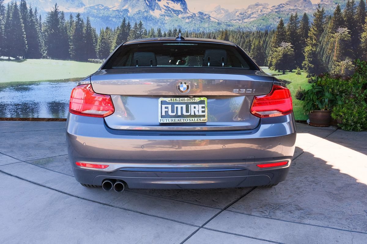 Used 2019 BMW 230i Coupe w/ Premium Package RWD image 5