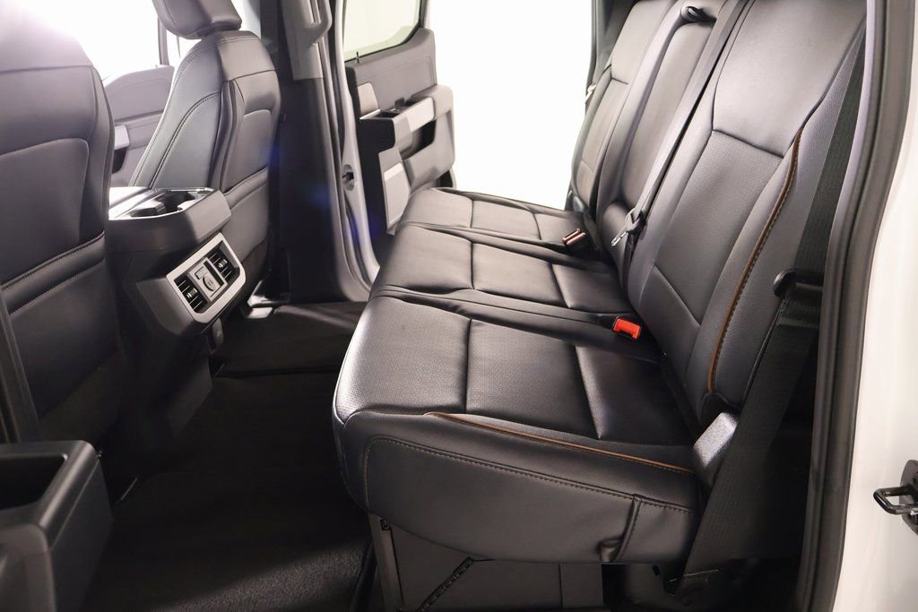 Used 2026 Ford F450 Lariat AWD/4WD image 13