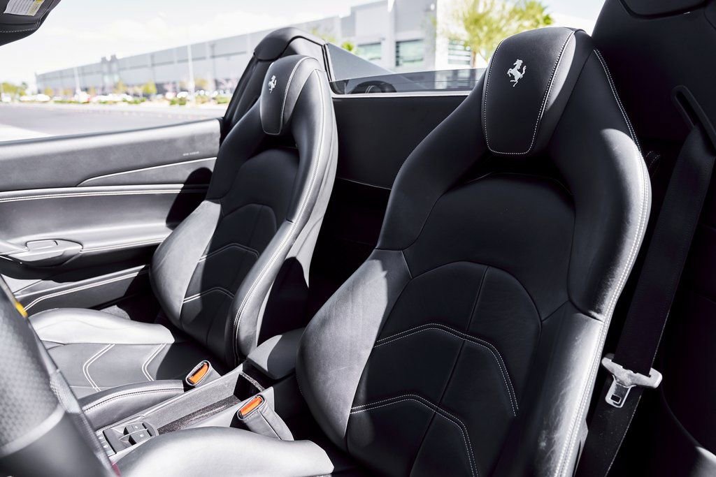 Used 2018 Ferrari 488 Spider image 48