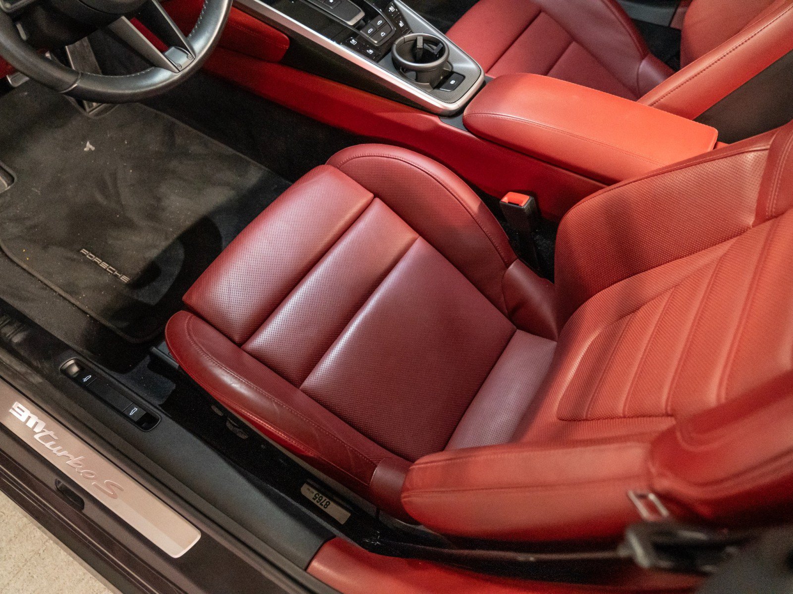 Certified 2021 Porsche 911 Turbo S AWD/4WD image 14