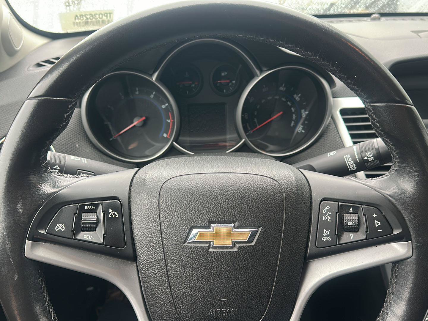 Used 2014 Chevrolet Cruze LT FWD image 10