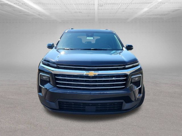 New 2027 Chevrolet Traverse LT w/ Driver Confidence Package FWD image 2