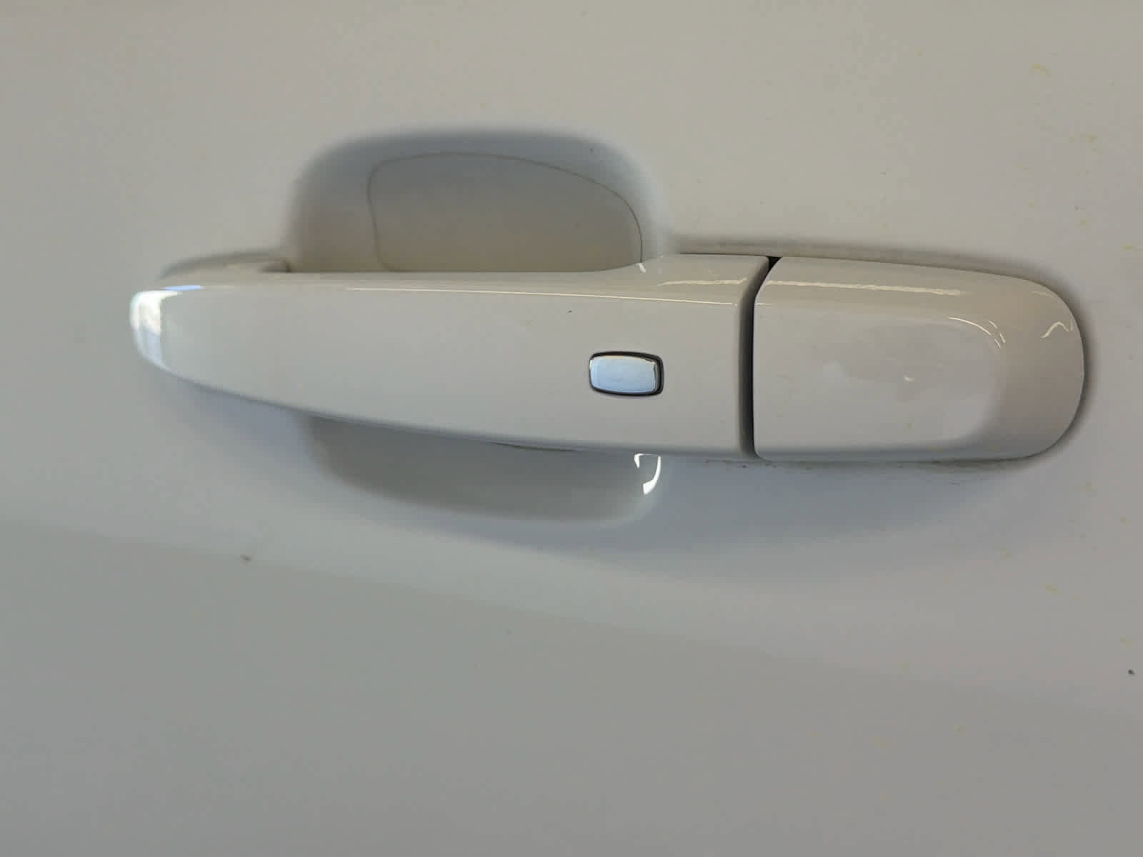 Used 2023 GMC Acadia SLE w/ Driver Convenience Package image 12