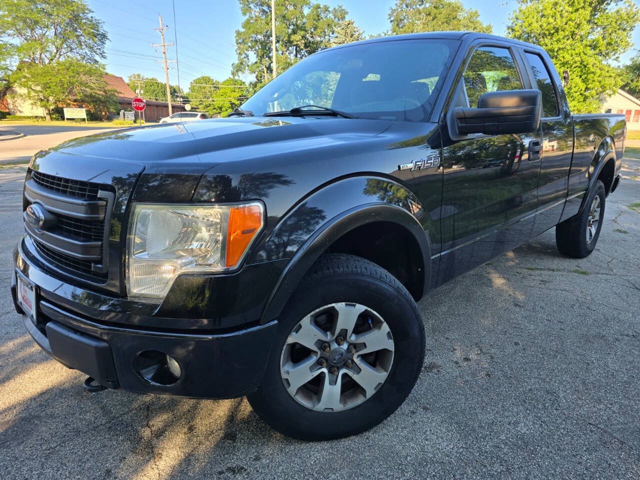 Used 2013 Ford F150 STX w/ Mid Equipment Group AWD/4WD image 1