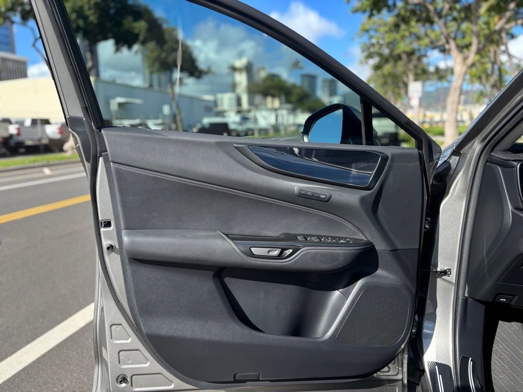 Used 2025 Lexus NX 350h AWD w/ Premium Package image 15