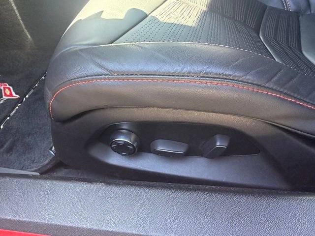 Used 2021 Chevrolet Corvette Stingray Preferred Cpe w/ Z51 Performance Package RWD image 23