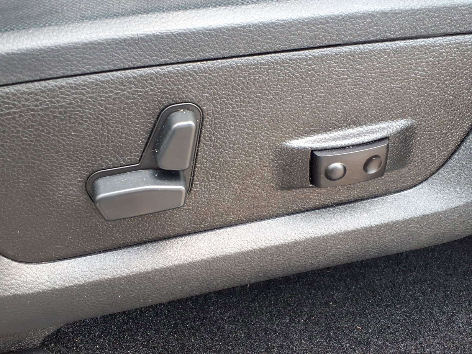 Used 2014 RAM 2500 Big Horn image 12