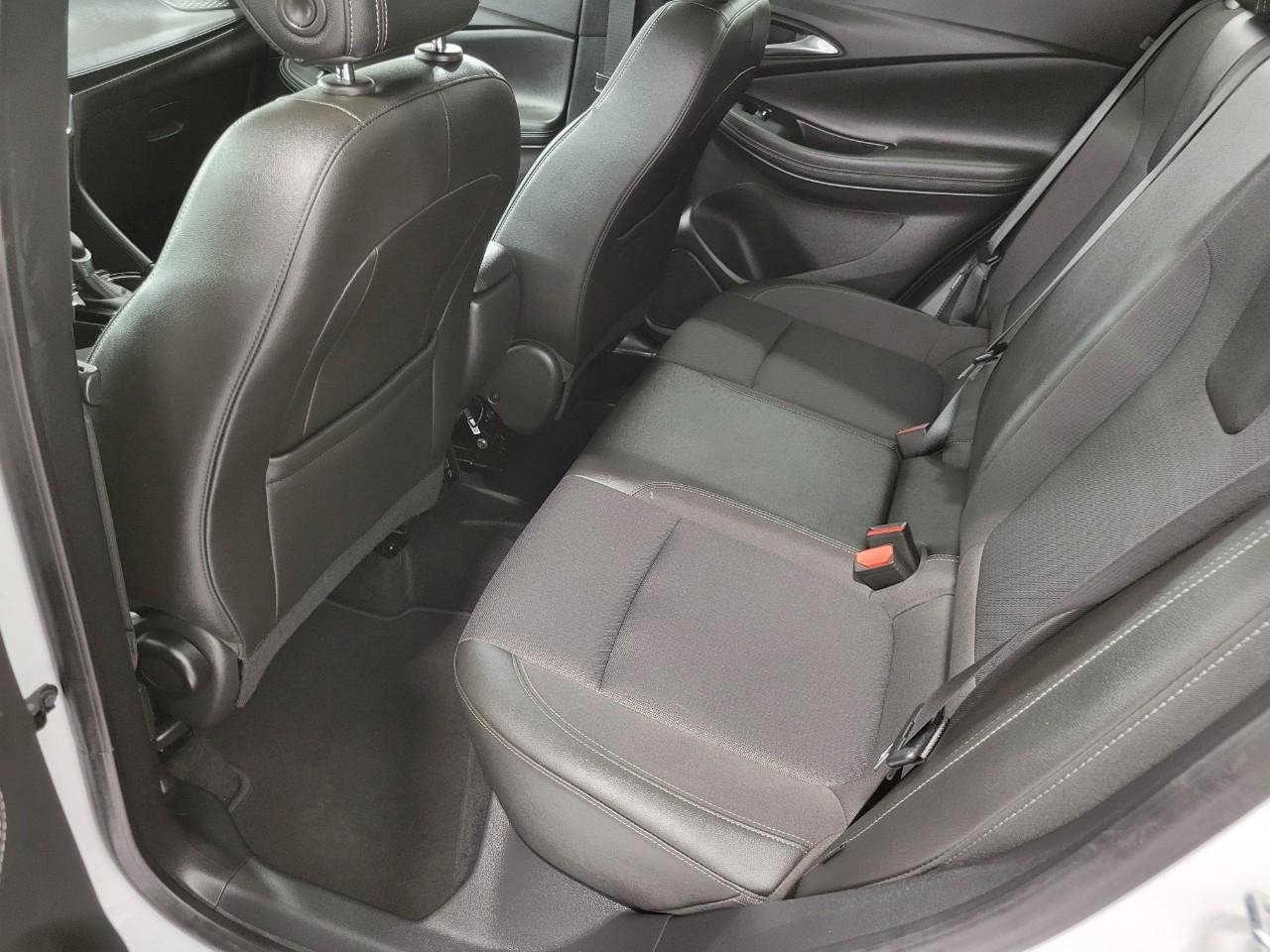 Used 2025 Buick Encore GX Preferred image 22