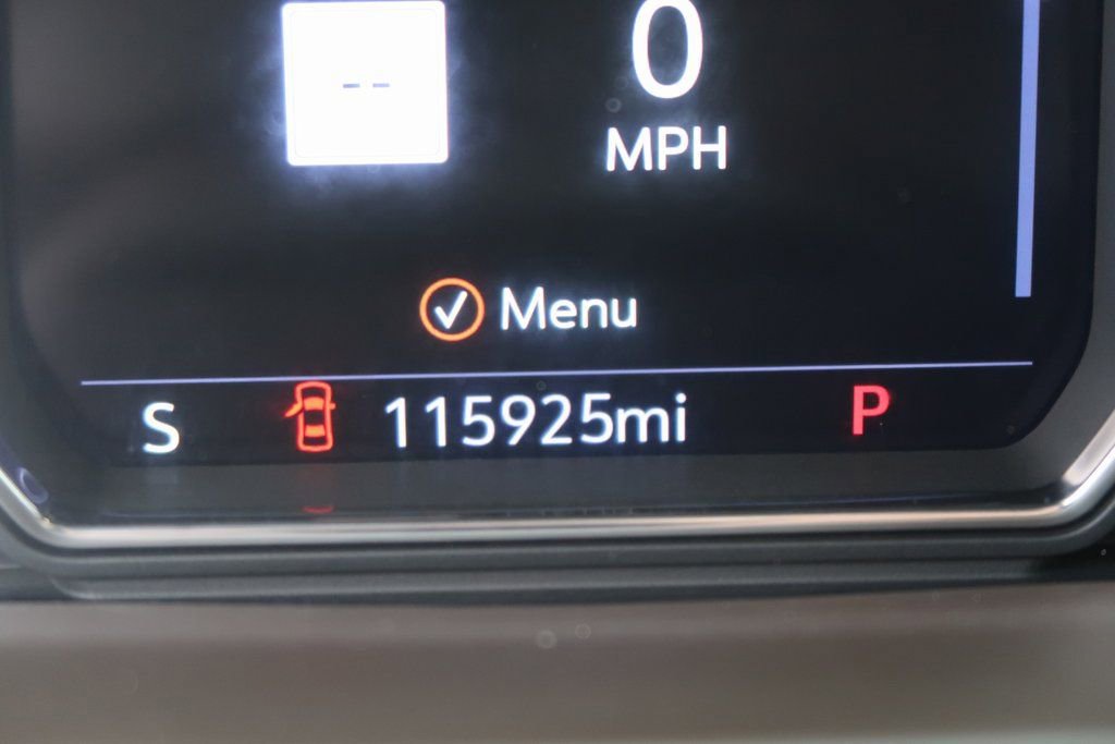 Certified 2023 GMC Sierra 3500 Denali image 22