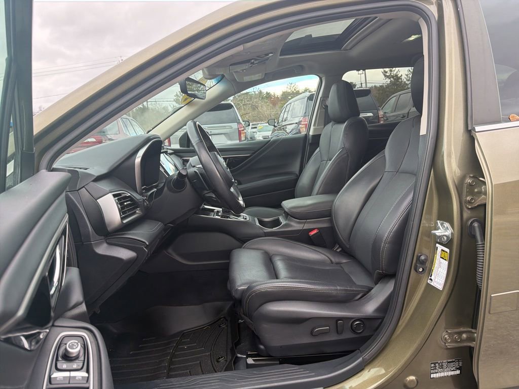 Used 2022 Subaru Outback Limited image 11