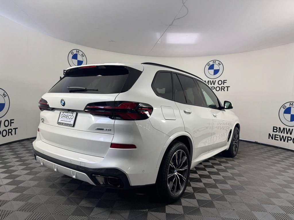New 2026 BMW X5 xDrive40i w/ M Sport Package AWD/4WD image 6