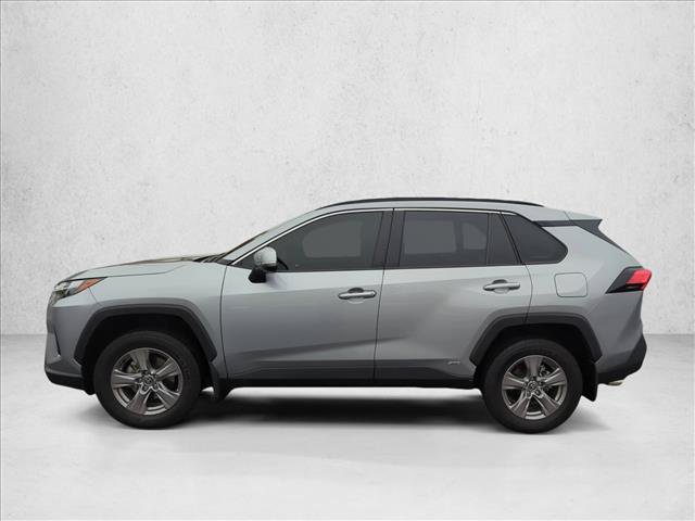 Used 2024 Toyota RAV4 LE AWD/4WD image 9