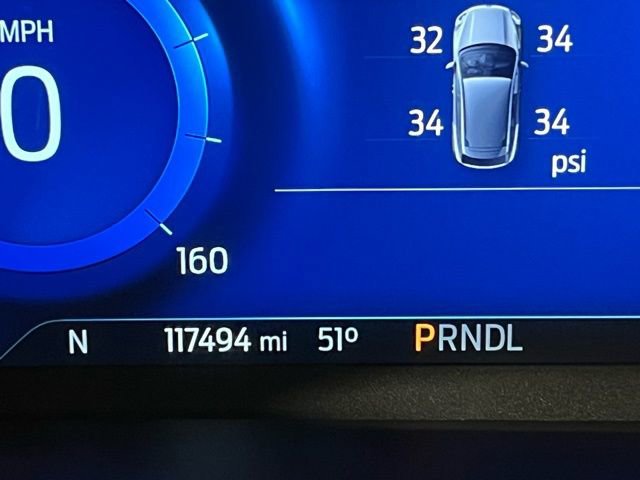 Used 2020 Ford Escape Titanium image 27