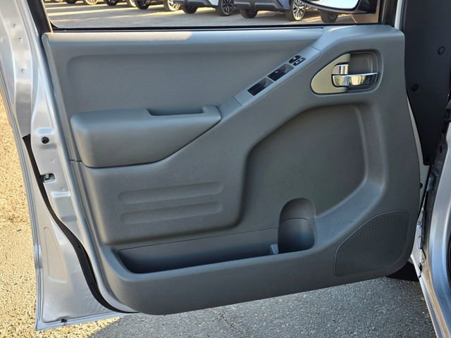 Used 2020 Nissan Frontier SV RWD image 19