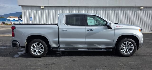 Used 2022 Chevrolet Silverado 1500 LTZ w/ LTZ Premium Package AWD/4WD image 6
