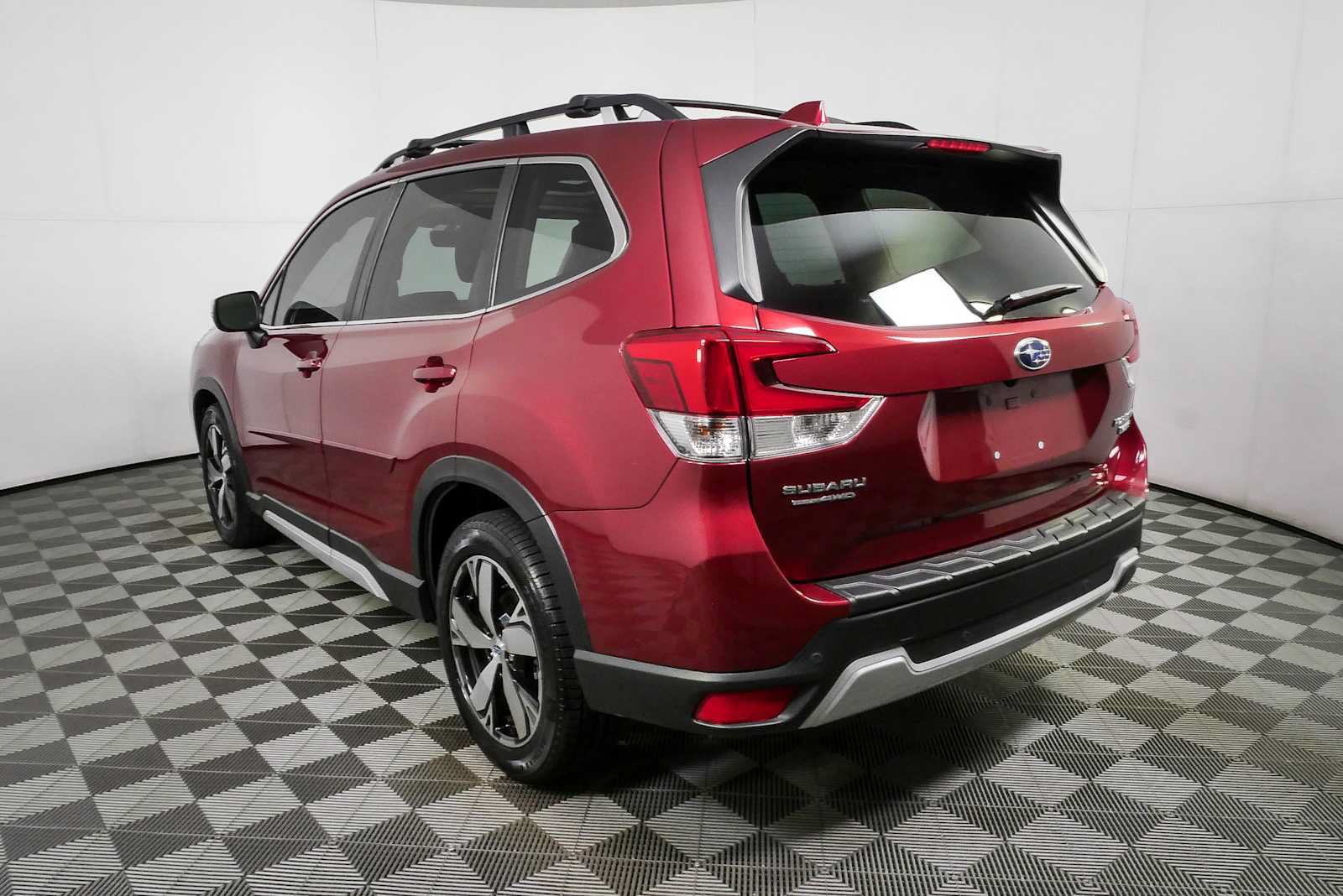 Used 2020 Subaru Forester Touring AWD/4WD image 28