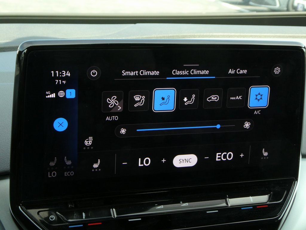 Used 2022 Volkswagen ID.4 Pro image 34