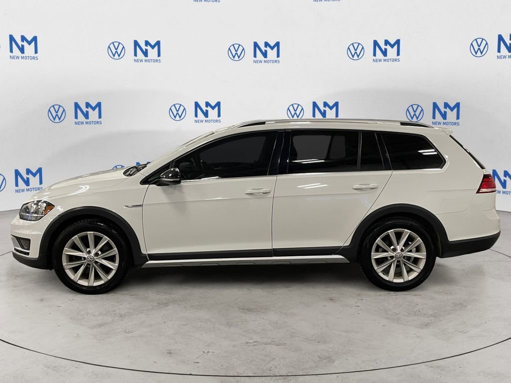 Used 2019 Volkswagen Golf Alltrack SE AWD/4WD image 2