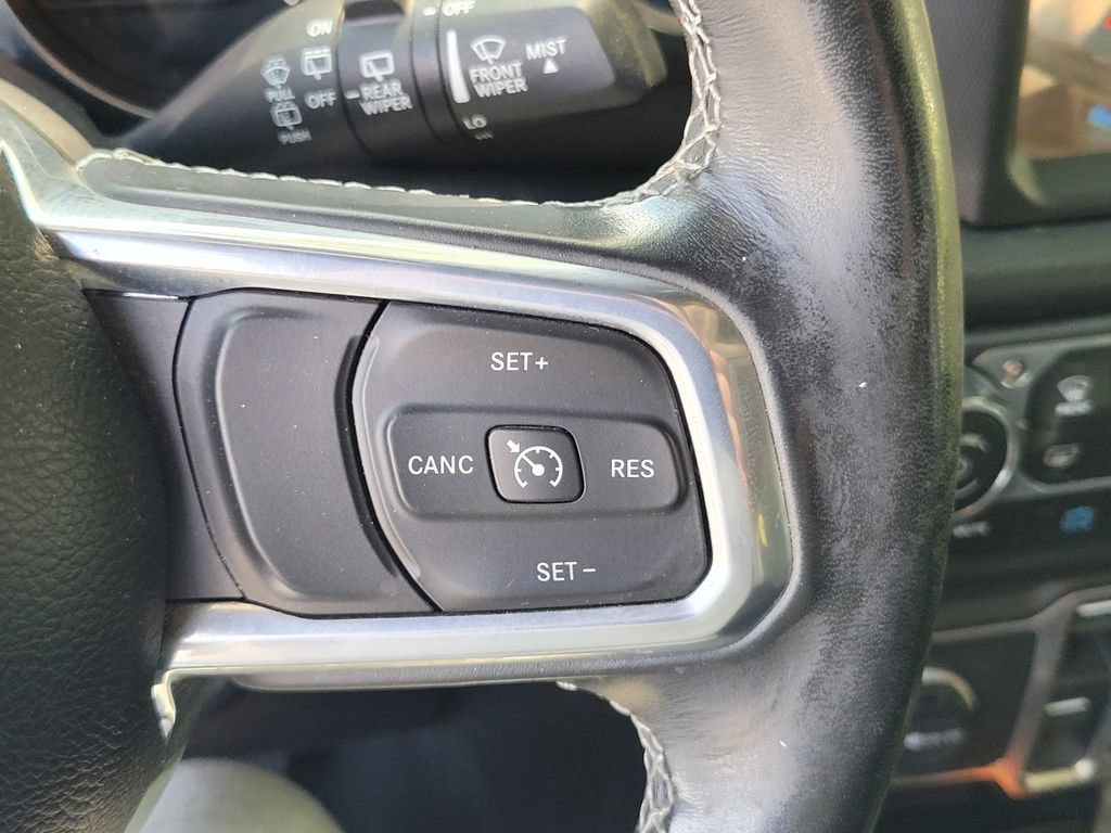 Used 2023 Jeep Wrangler Unlimited Sahara w/ Cold Weather Group AWD/4WD image 20