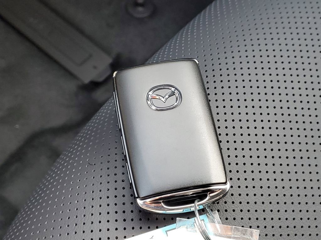 New 2026 MAZDA CX-90 Plug-In Hybrid w/ Premium Plus image 34