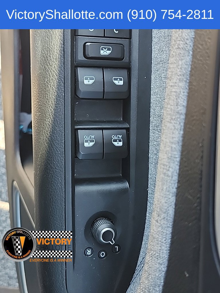 Certified 2024 Jeep Compass Latitude AWD/4WD image 17