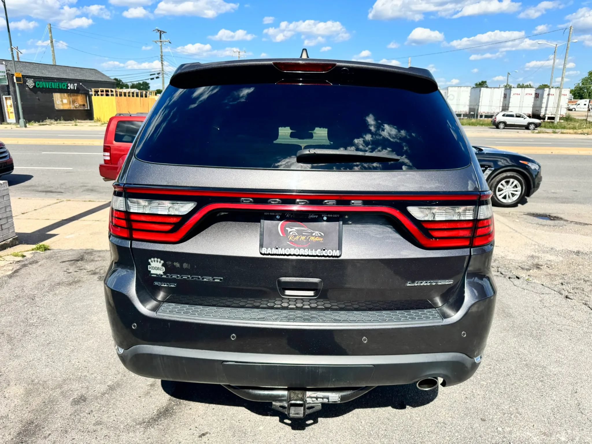 Used 2016 Dodge Durango Limited w/ Nav & Power Liftgate Group AWD/4WD image 4